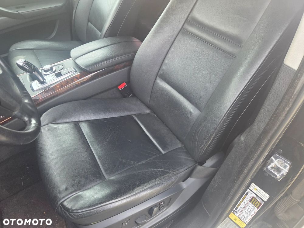 BMW X5 xDrive48i - 22