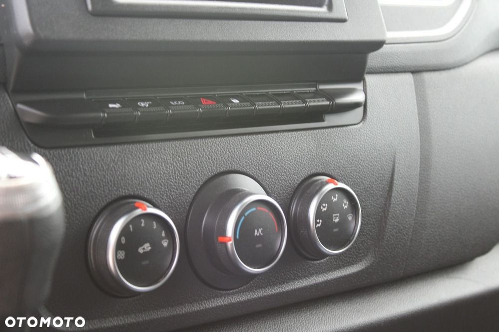 Renault Master - 19