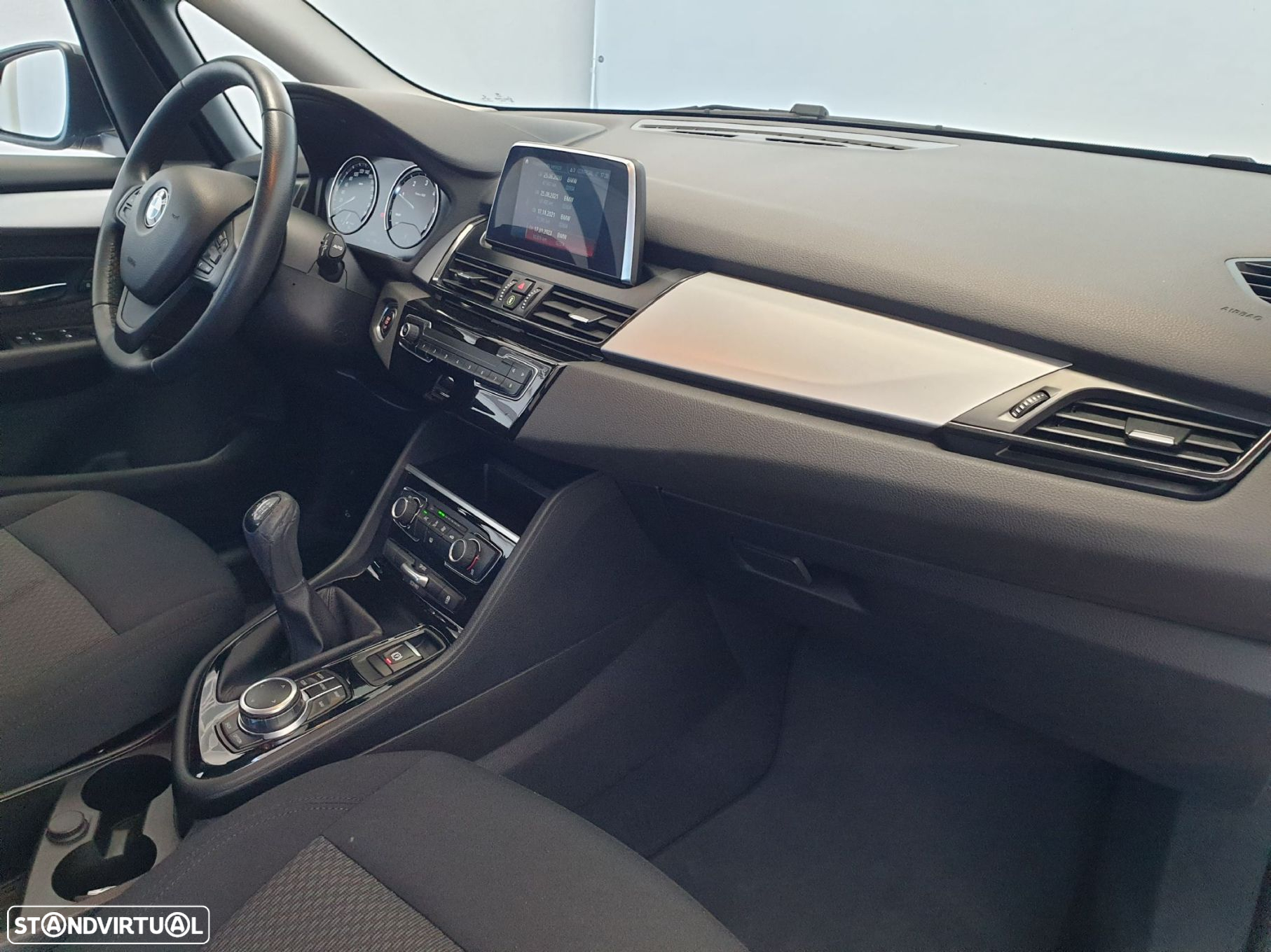 BMW 216 Active Tourer d Advantage - 28