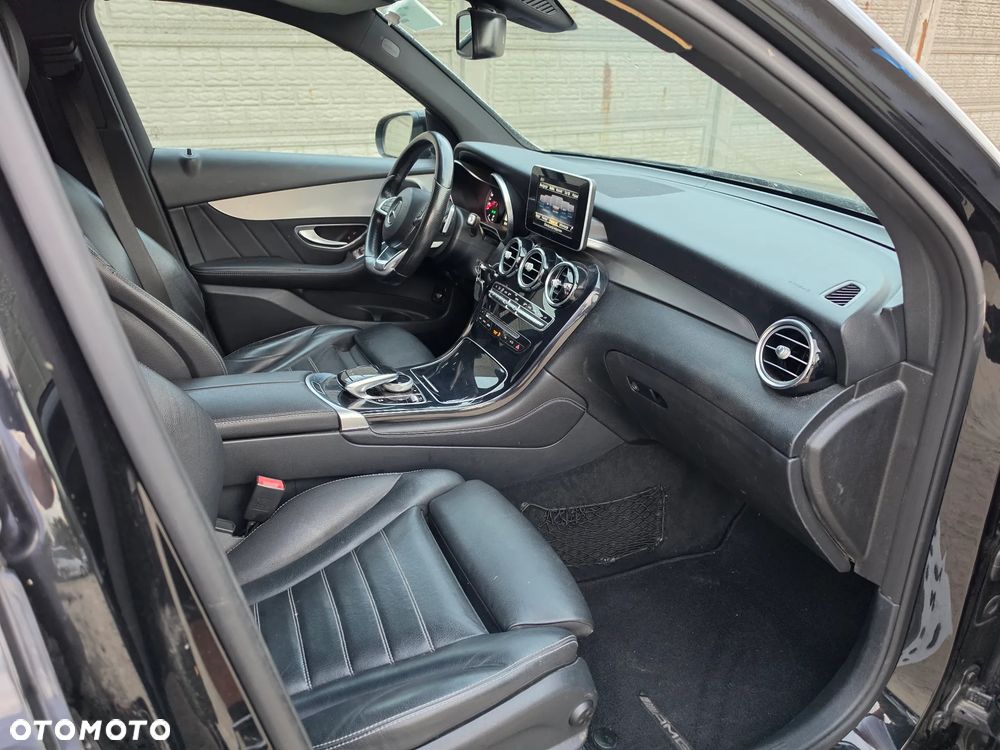 Mercedes-Benz GLC 250 d 4Matic 9G-TRONIC AMG Line - 6