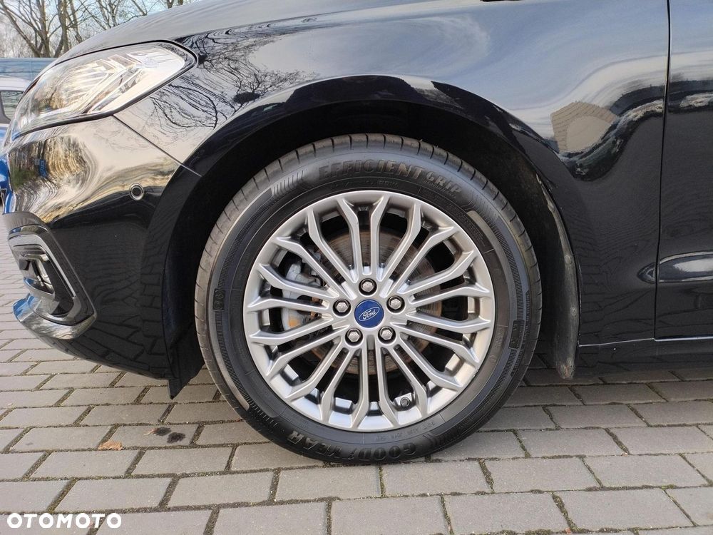 Ford Mondeo 2.0 Hybrid Titanium - 9