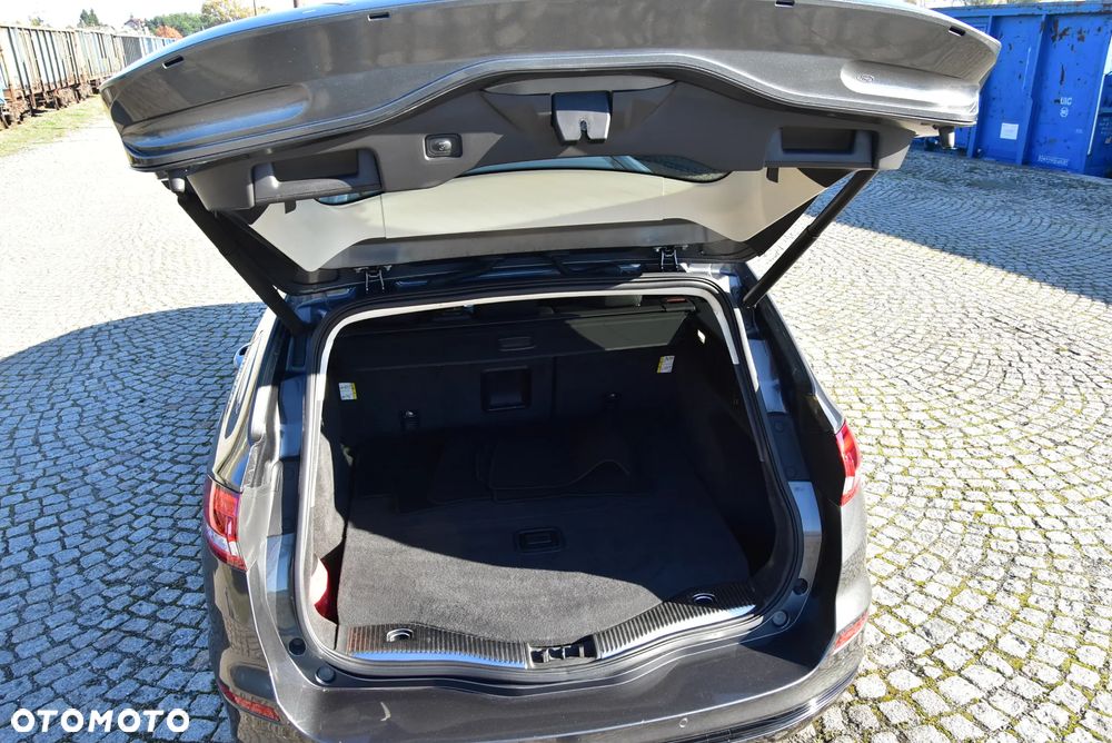 Ford Mondeo 2.0 EcoBlue Titanium - 18