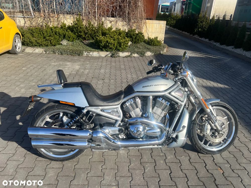 Harley-Davidson V-Rod Night Rod - 2