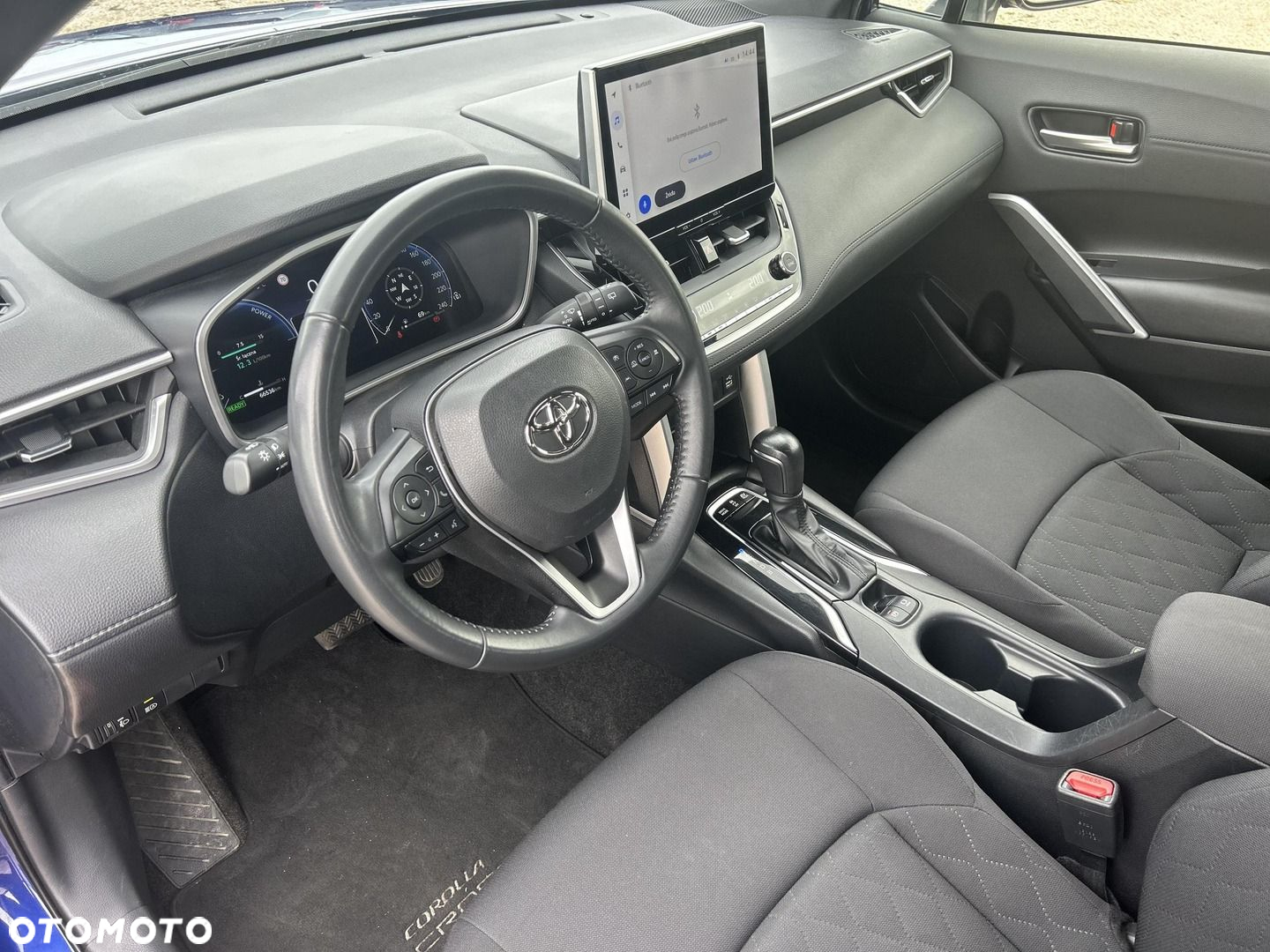 Toyota Corolla Cross 2.0 Hybrid Comfort - 9