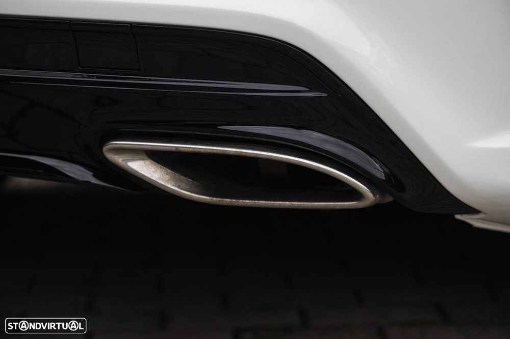 Mercedes-Benz CLA 200 d Shooting Brake AMG Line Aut. - 30