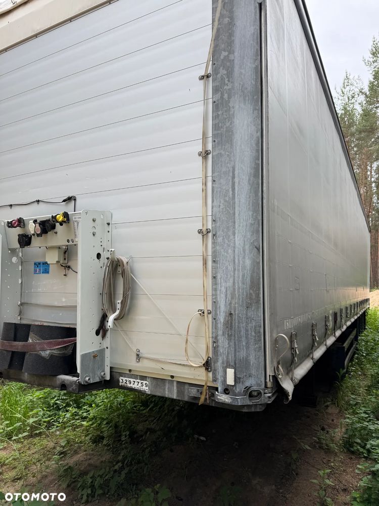 Schmitz Cargobull FIRANKA / 20 SZTUK DO WYBORU / BARDZO ŁADNE OPONY / Z PEŁNYM WYPOSAŻENIEM DO ZAŁADUNKU / 2 KOŁA ZAPASOWE / DOSTĘPNE KOLORY SREBRNY - NIEBIESKI - CZERWONY / NIEKTÓRE MAJĄ NOWE PLANDEKI !! - 3