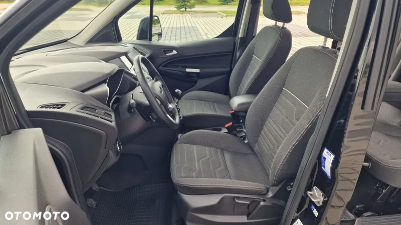 Ford Tourneo Connect Grand - 18