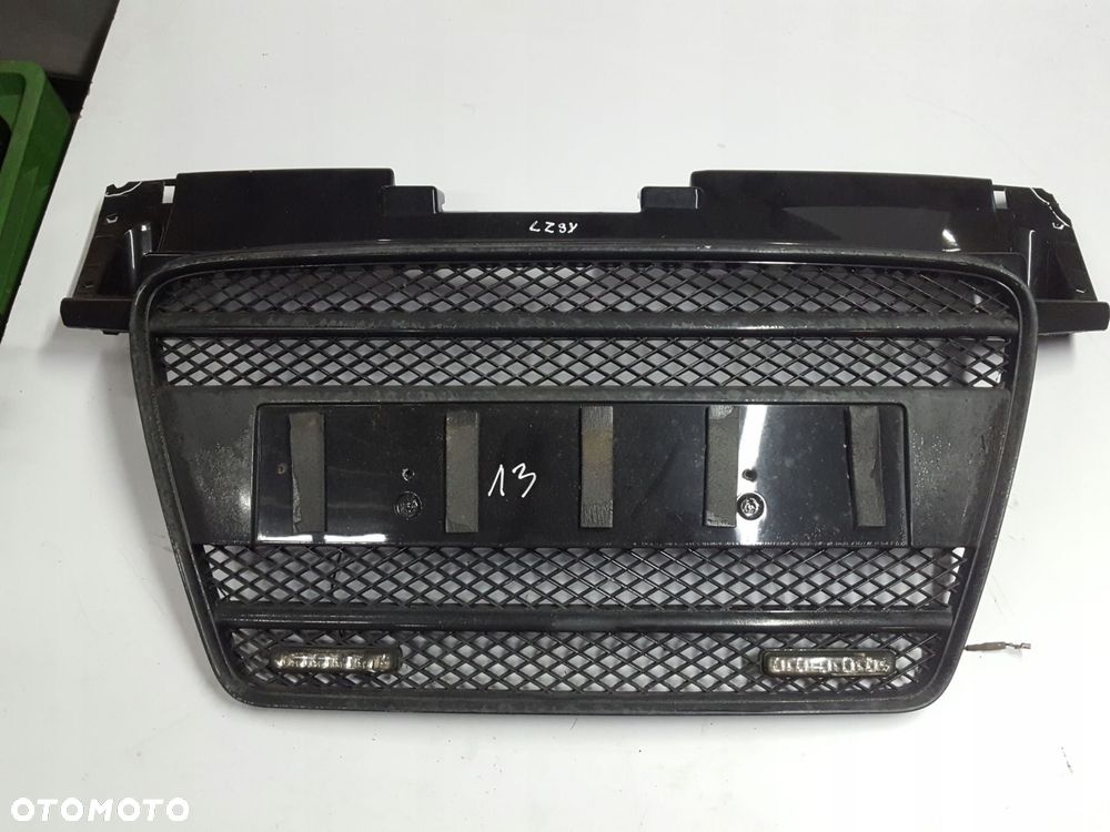 AUDI TT 8J 06-14r ATRAPA GRILL - 1