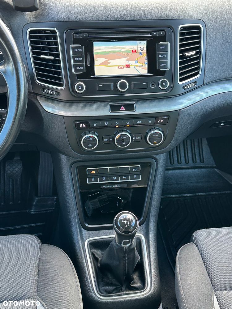 Volkswagen Sharan 2.0 TDI BlueMotion Technology Life - 19