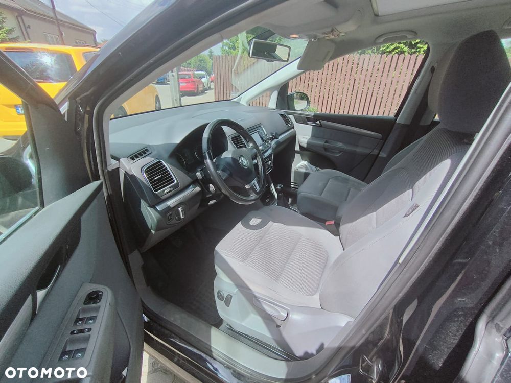 Volkswagen Sharan 2.0 TDI Comfortline - 8