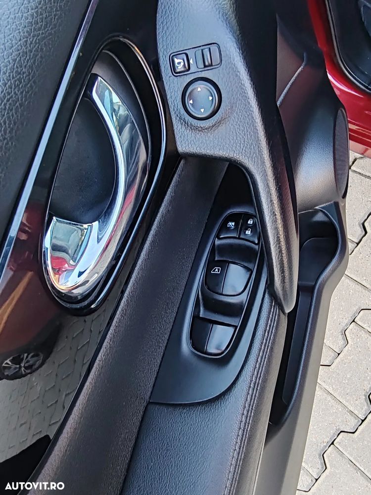 Nissan Qashqai 1.6 DCI DPF Start/Stop tekna - 14