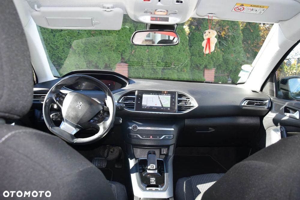 Peugeot 308 1.5 BlueHDi Allure S&S EAT8 - 10