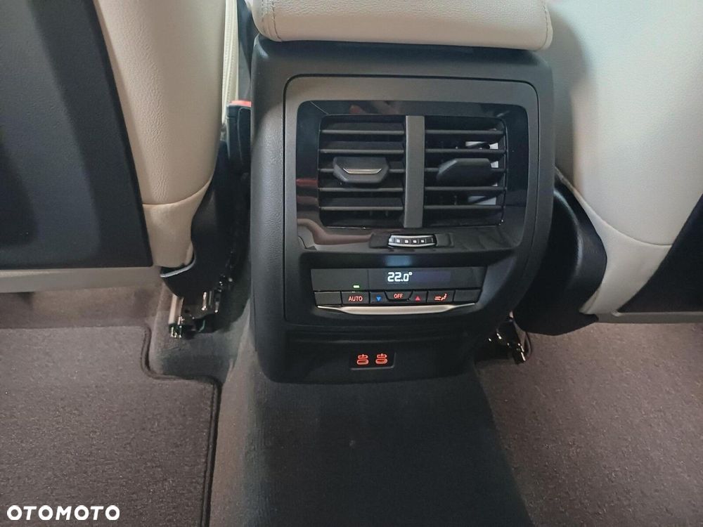 BMW X4 - 16