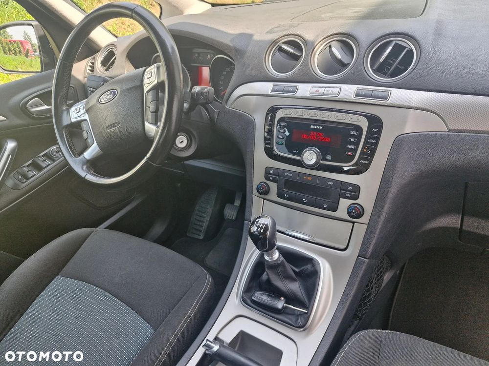 Ford Galaxy 1.6 EcoBoost Start/Stop Champions Edition - 15