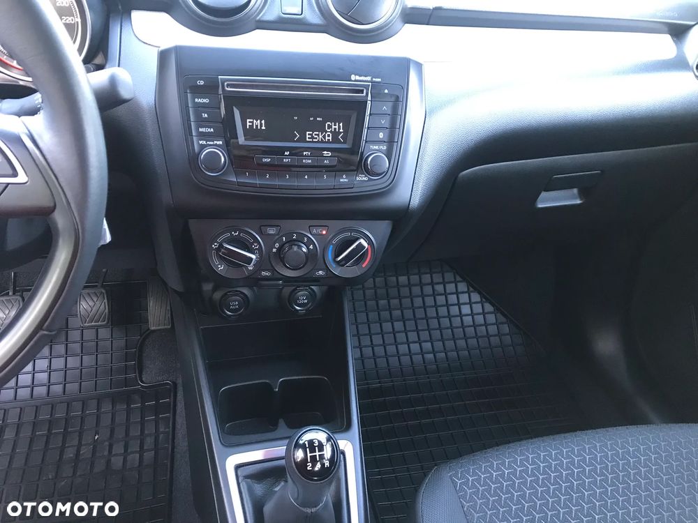 Suzuki Swift 1.2 Dualjet SHVS Premium - 10