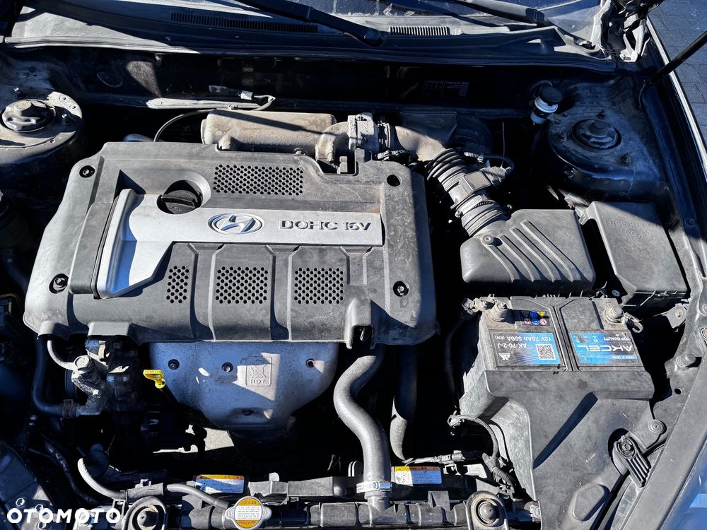 Hyundai Coupe 2.0 Middle - 9