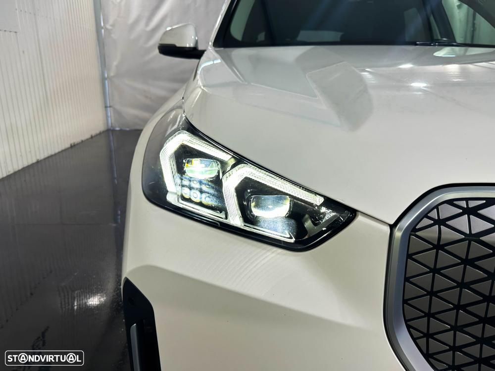BMW iX1 xDrive30 - 15