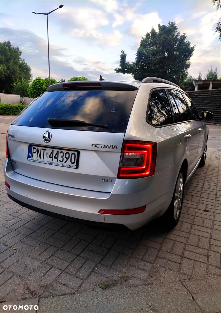 Skoda Octavia 2.0 TDI 4x4 Style DSG - 1