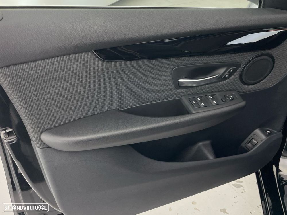 BMW 225xe Active Tourer Pack M - 17