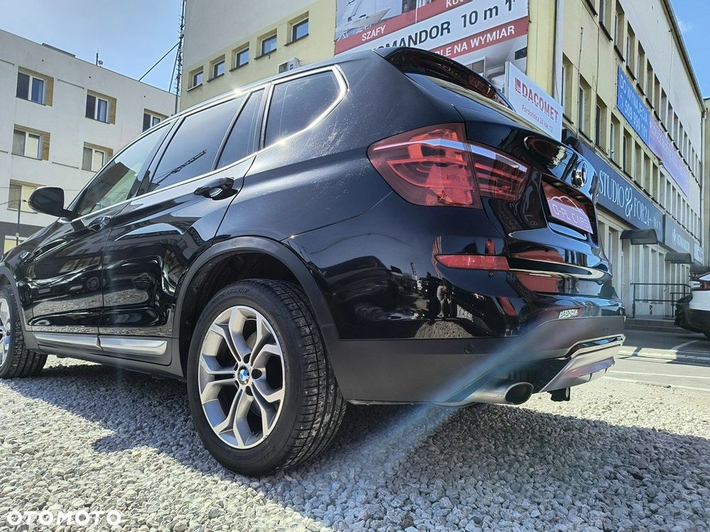 BMW X3 sDrive18d Luxury Line - 28
