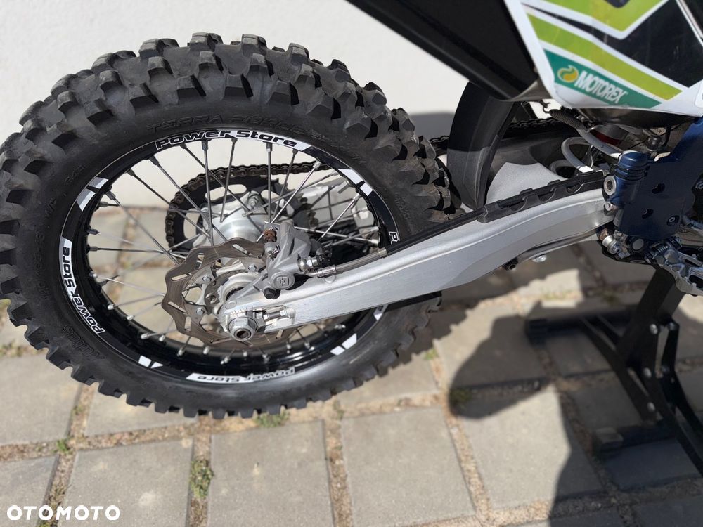 Husqvarna FE - 5