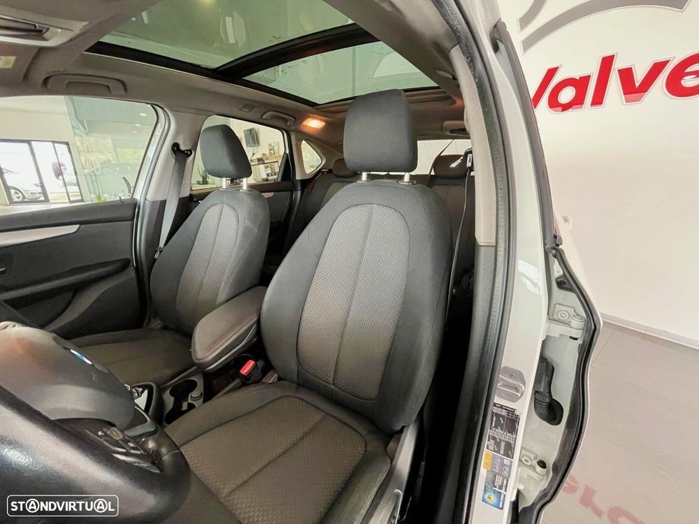 BMW 225xe Active Tourer Line Sport - 12