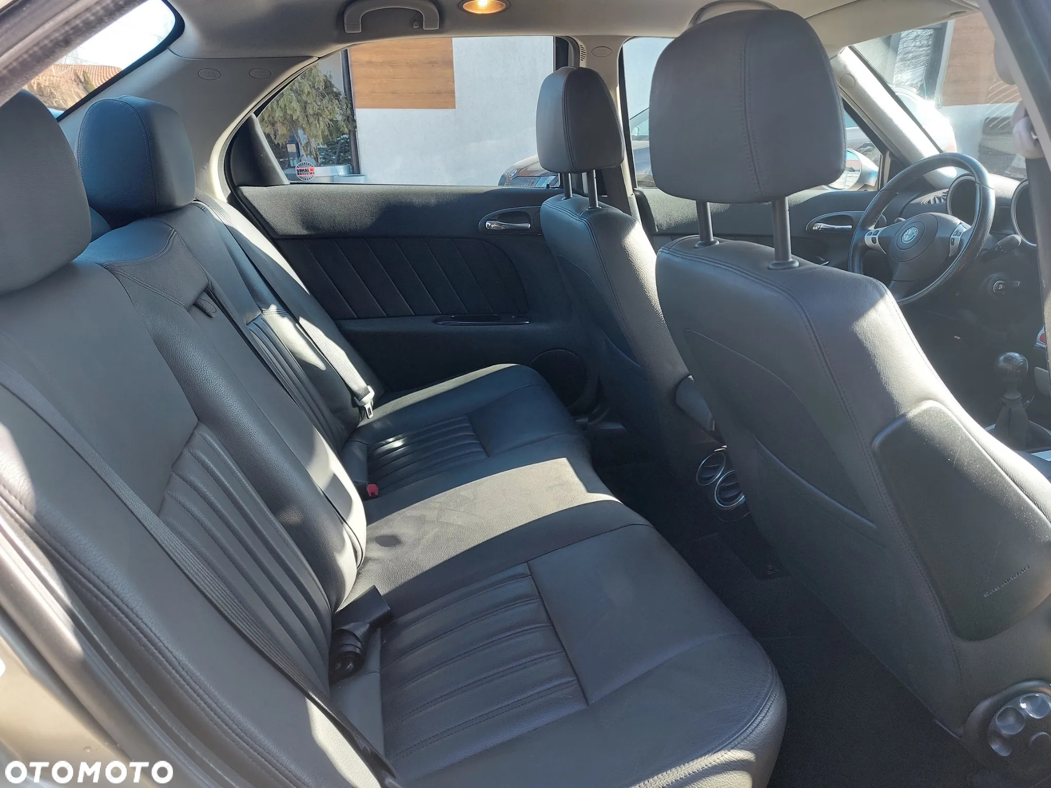 Alfa Romeo 156 2.5 V6 24V Distinctive - 14
