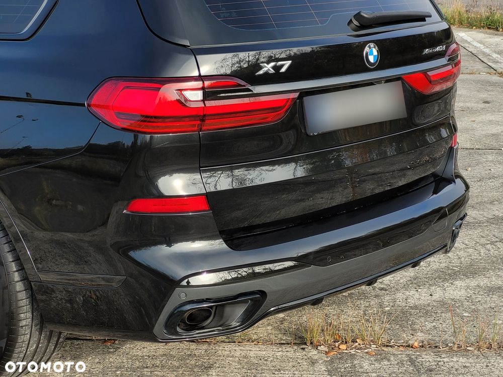BMW X7 xDrive40d mHEV - 11