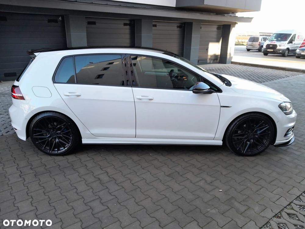 Volkswagen Golf 2.0 TDI BlueMotion Technology Cup - 16