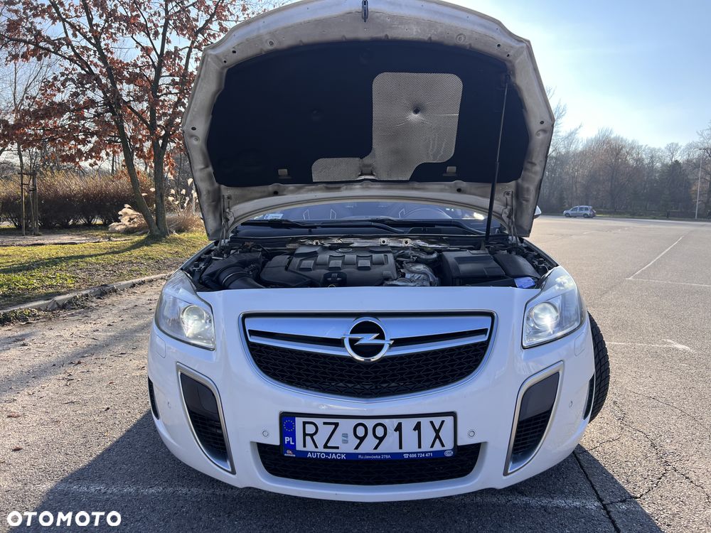 Opel Insignia - 12