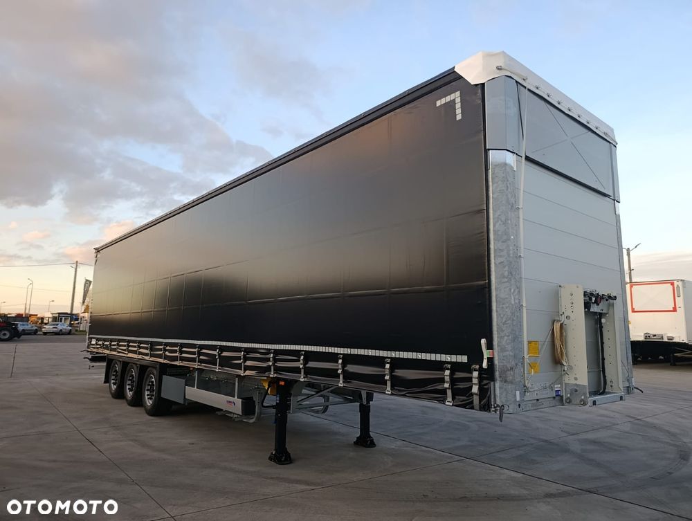 Schmitz Cargobull odbiór w Polsce, nowa naczepa plandeka Varios 2026 rok - 3