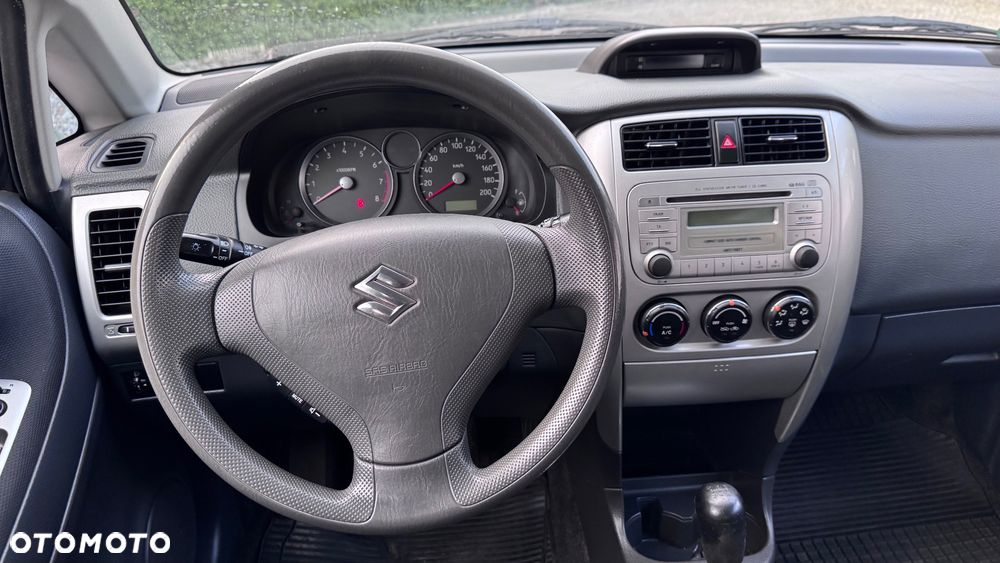 Suzuki Liana - 20
