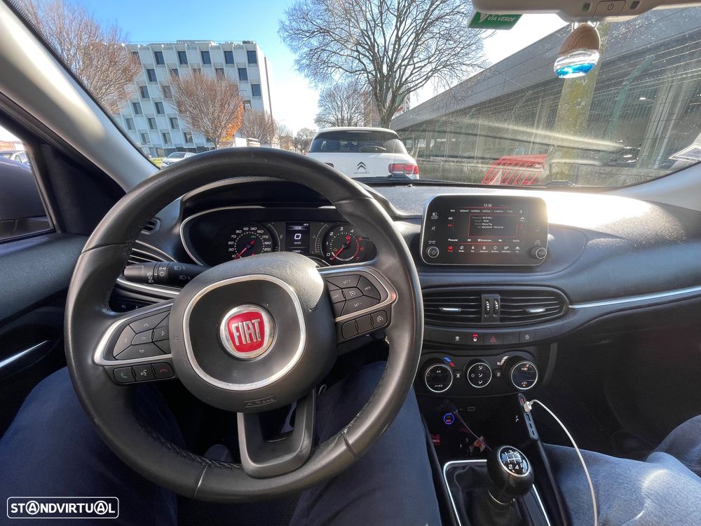 Fiat Tipo Station Wagon 1.3 M-Jet Lounge Tech J17 - 6