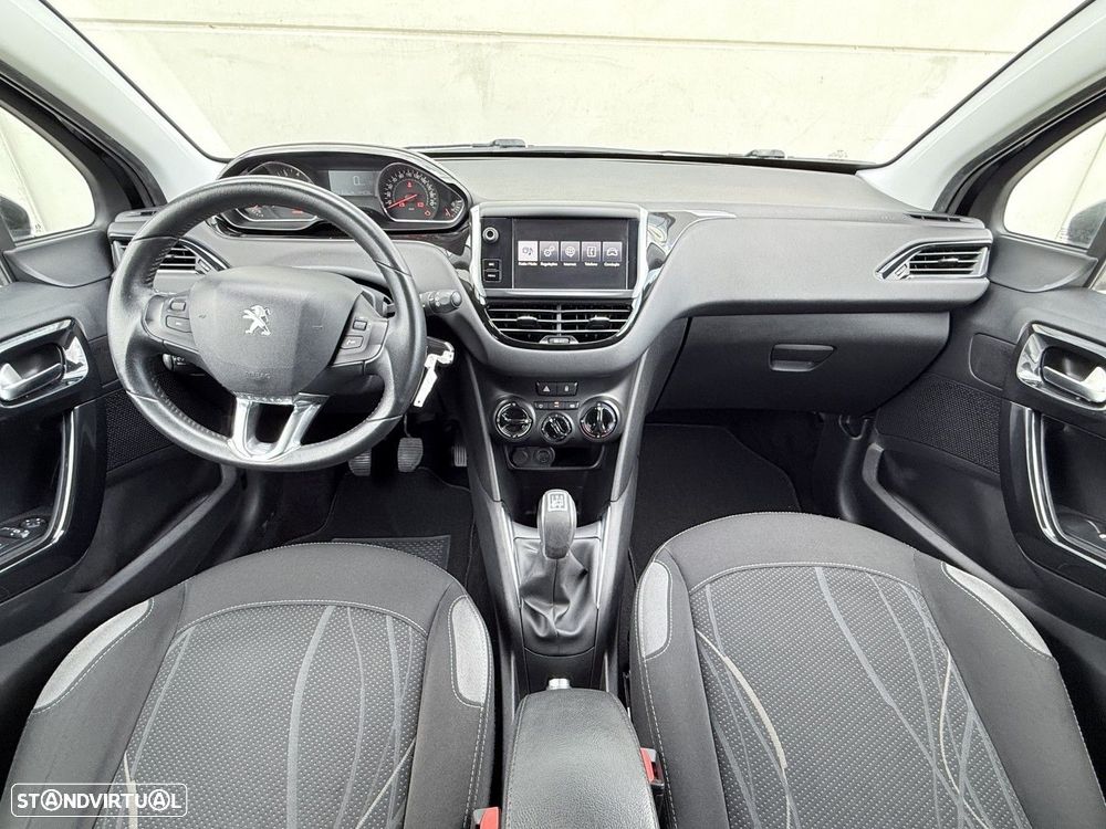 Peugeot 208 1.2 PureTech Active - 23