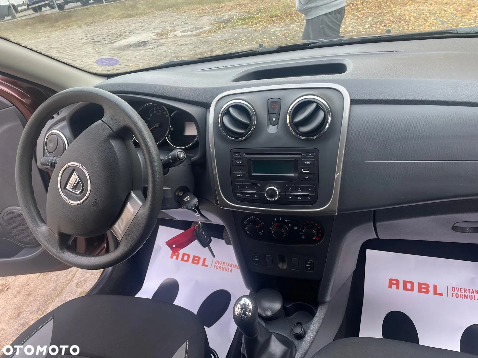 Dacia Sandero - 6