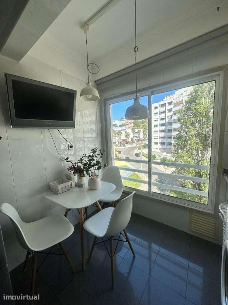 Quarto - localizado em Parede Lisbon - Grande imagem: 3/9