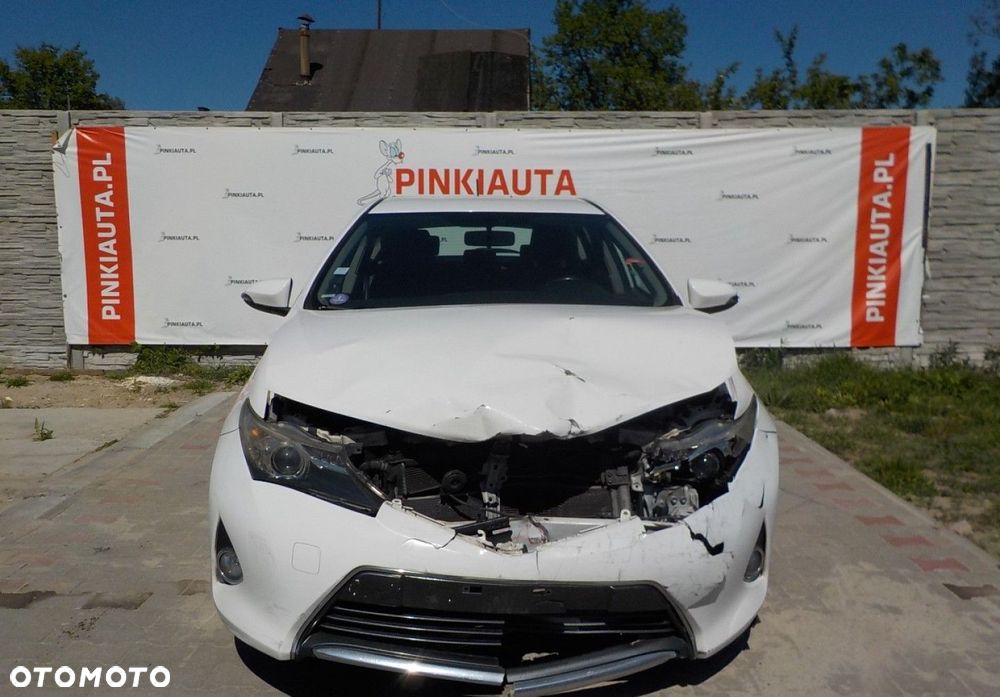 Toyota Auris - 2