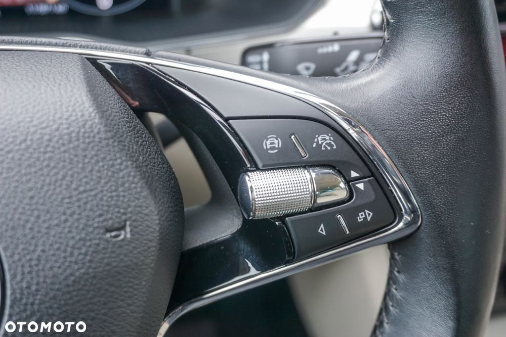 Skoda Superb 1.4 TSI Plug-In Hybrid L&K DSG - 13