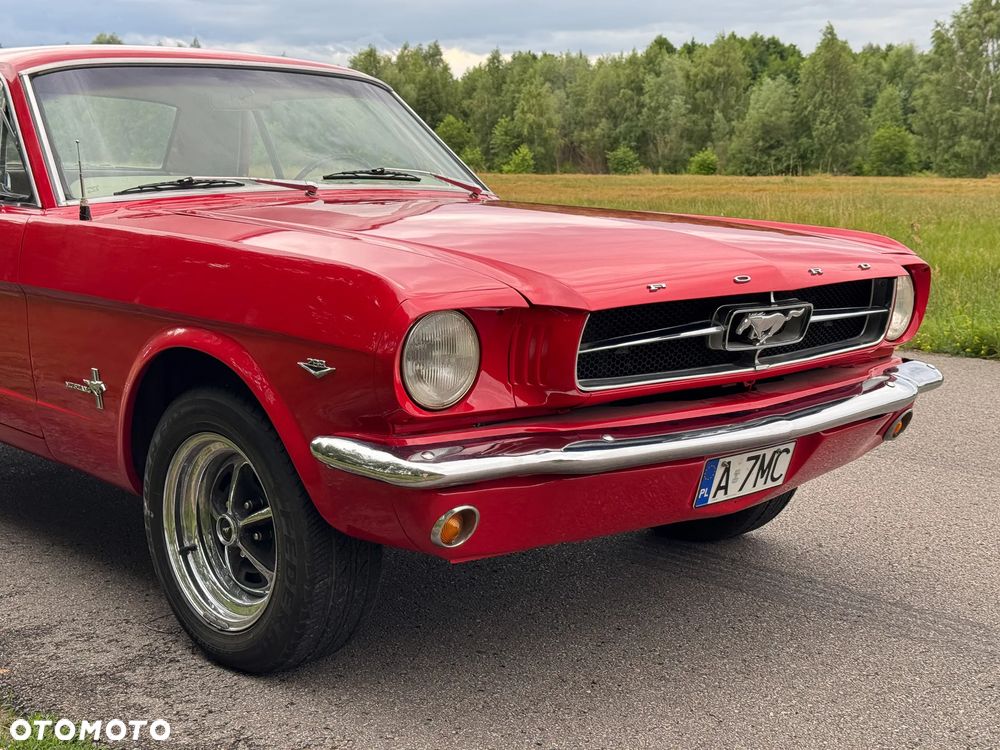 Ford Mustang - 26