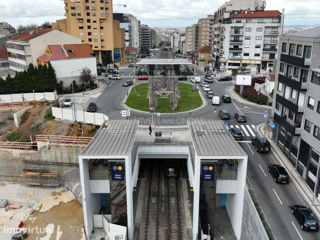 Para Investimento ou Habitação - T1 Novo no Centro de Mafamude. - Grande imagem: 4/11