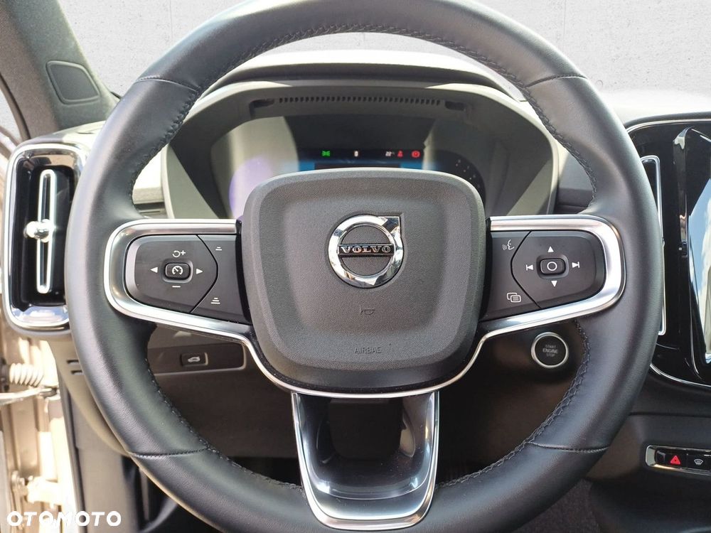 Volvo XC 40 - 27