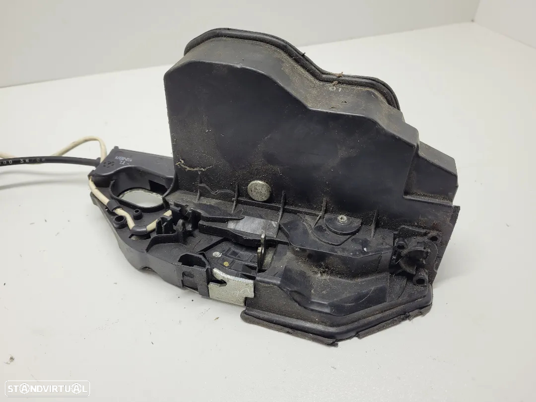 Fecho/Ficheira Porta direita BMW 6 Coupé/Cabrio F12/F13 (2011-2018) c/ Softclose - 3
