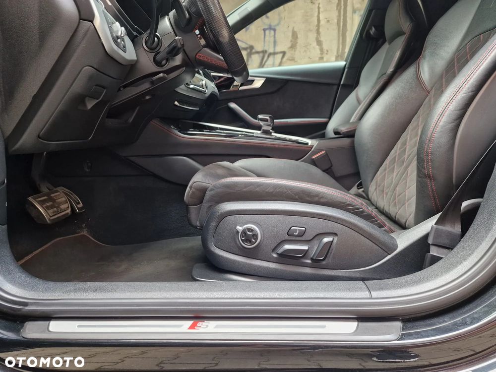 Audi A4 Avant 40 TDI quattro S tronic S line - 19