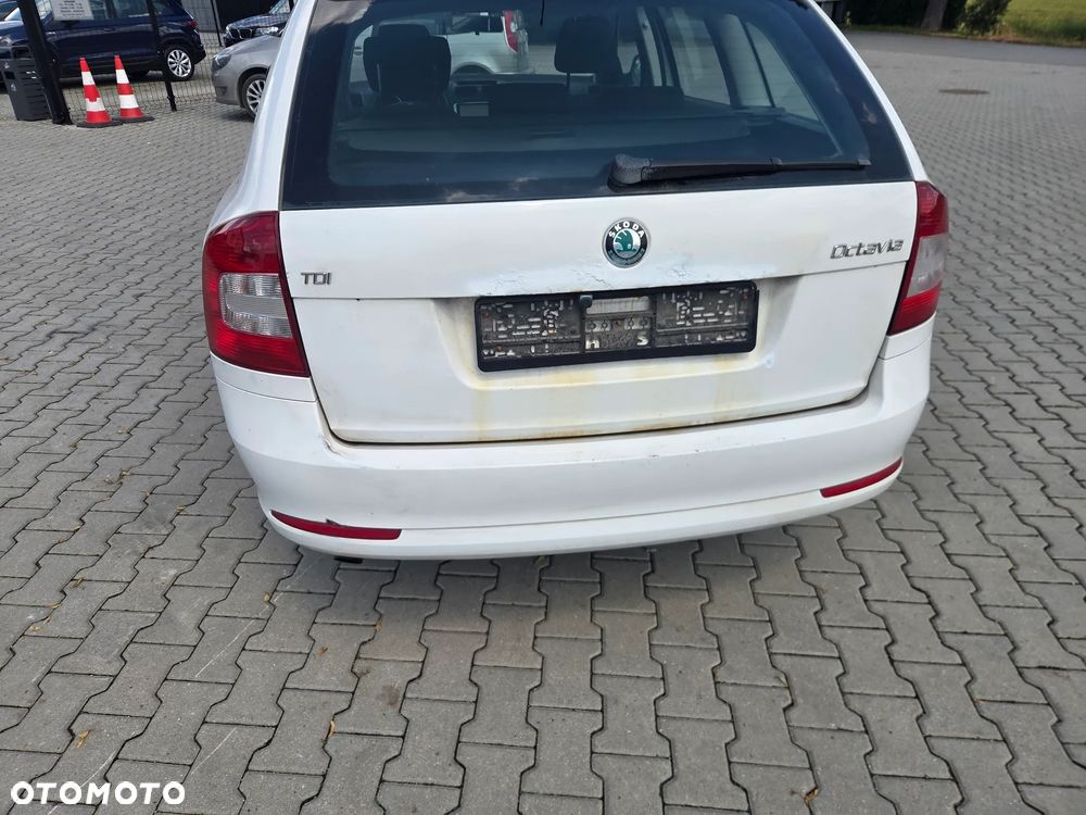 Skoda Octavia - 10