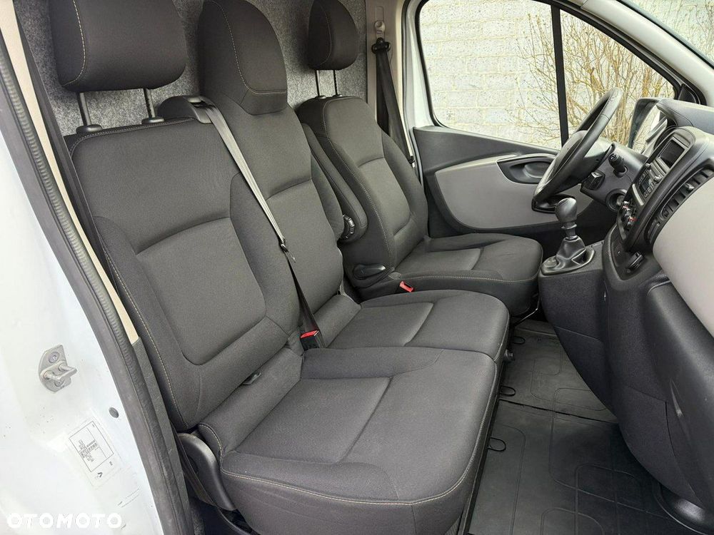 Renault Trafic - 10