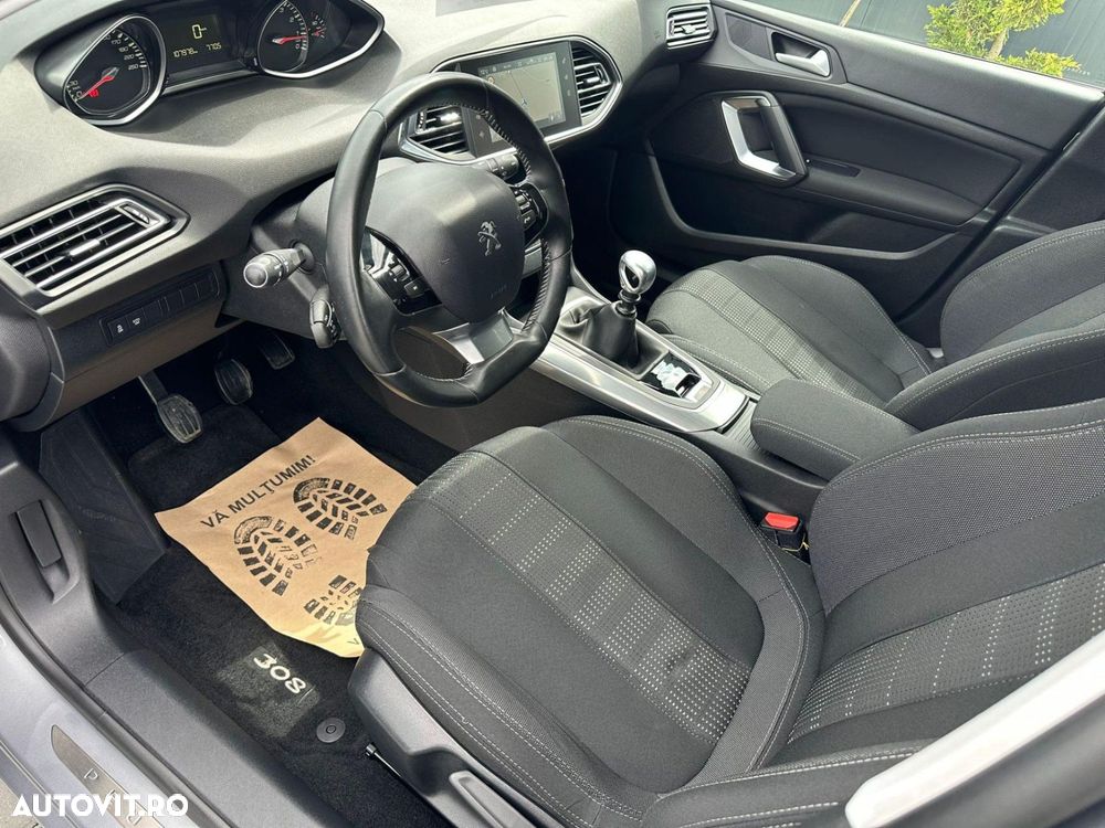 Peugeot 308 - 7
