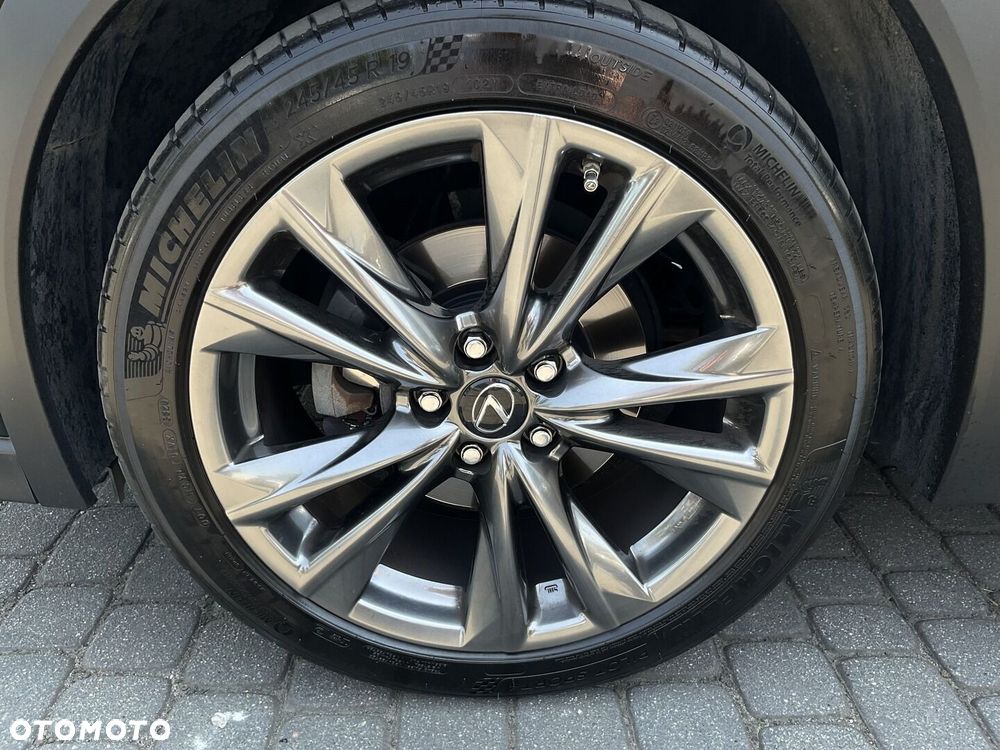 Lexus UX 200 F Sport 2WD - 22