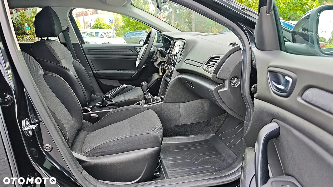 Renault Megane - 18