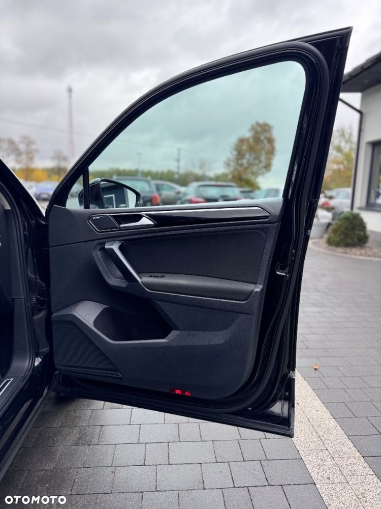 Volkswagen Tiguan - 29