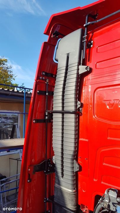 Spojlery spoilery owiewki kabiny Volvo FH4 FH5 Globetrotter XL - 13